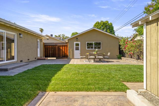 68 N Midway Street, Campbell CA: https://media.crmls.org/mediaz/8e29f1d6-cec3-4371-b355-82e31477cdf9.jpg