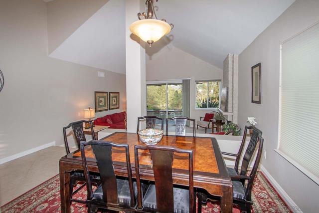 17489 Carnton Way, San Diego CA: https://media.crmls.org/mediaz/8e2a940e-60d0-4335-9209-ad3504a10eee.jpg