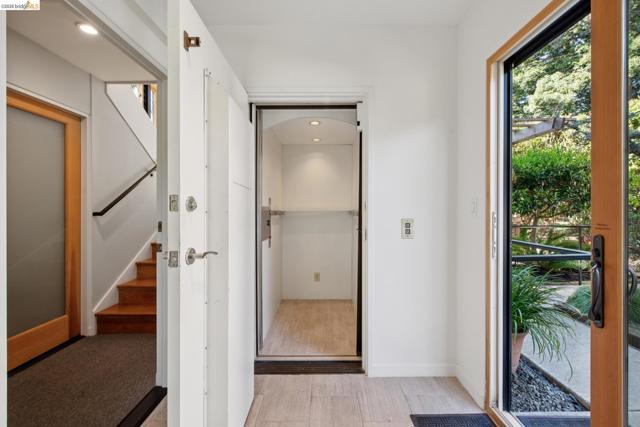 Image 8 of 60 For 1260 63rd St.