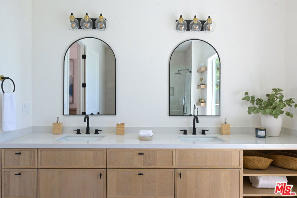 MLS #26860655 image #32