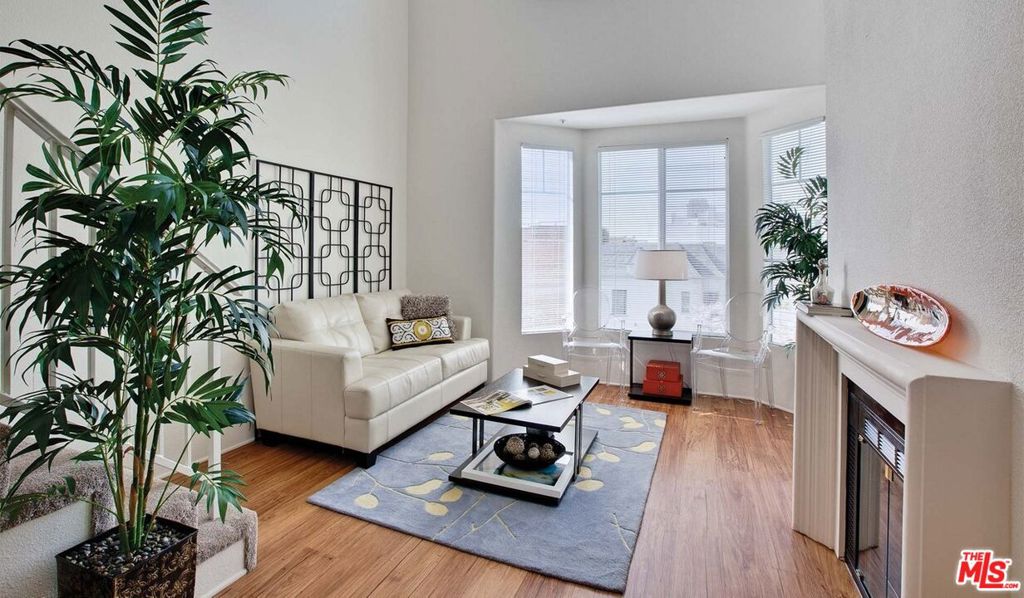 5553 W 6th Street #2-405