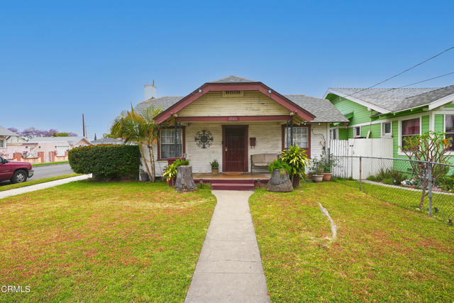 Detail Gallery Image 1 of 5 For 1903 E 59th St, Long Beach,  CA 90805 - 2 Beds | 2 Baths