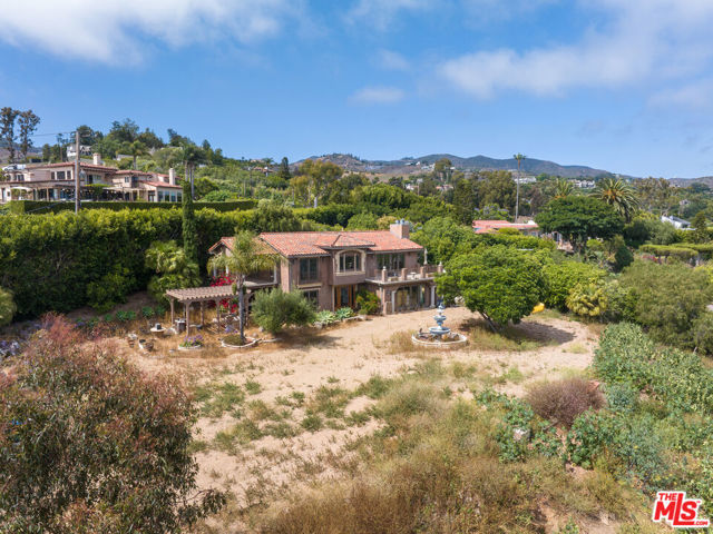 Drew Fenton | 27950 Winding Way Malibu CA | MLS: 7427723
