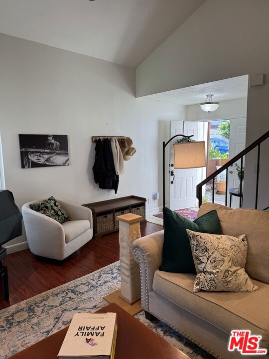 1064 Minoru Drive, San Jose CA: https://media.crmls.org/mediaz/8e2ef897-d12e-4443-9392-e7188f12e20d.jpg