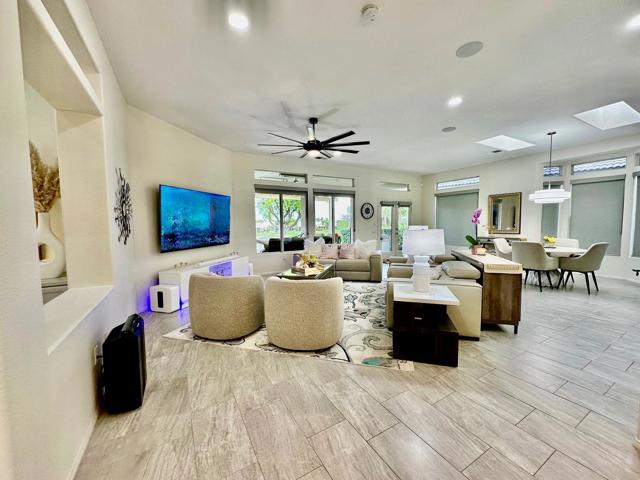 44580 S Heritage Palms Drive, Indio CA: https://media.crmls.org/mediaz/8e2f4df2-080a-4c3a-b47a-5d179b702505.jpg