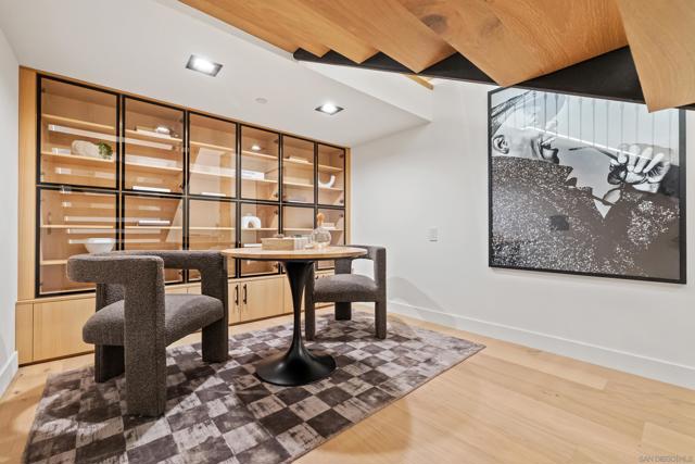 5758 60 Las Palomas, Rancho Santa Fe CA: https://media.crmls.org/mediaz/8e30bfe6-3cbd-4c58-8504-9e3ed3f34753.jpg