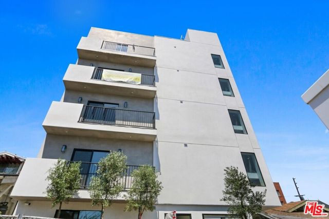 919 S Harvard Blvd #502, Los Angeles, CA 90006