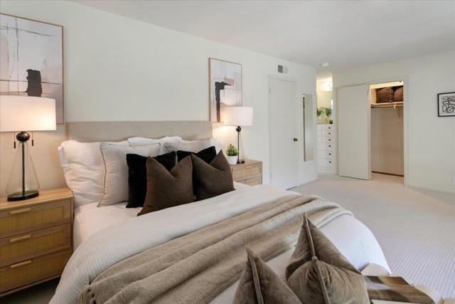 762 University Avenue, Palo Alto CA: https://media.crmls.org/mediaz/8e31c86a-dda4-4af8-92ad-b58003563373.jpg