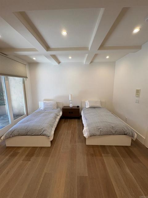 1317 Caminito Balada, La Jolla CA: https://media.crmls.org/mediaz/8e31d885-f537-44ad-8f73-3814aa0011cb.jpg