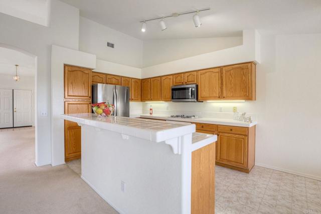 Detail Gallery Image 17 of 37 For 31852 Corte Montecito, Temecula,  CA 92592 - 4 Beds | 2 Baths