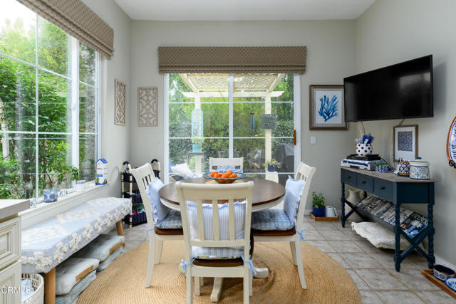 Image 13 of 35 For 1150 Corte Riviera