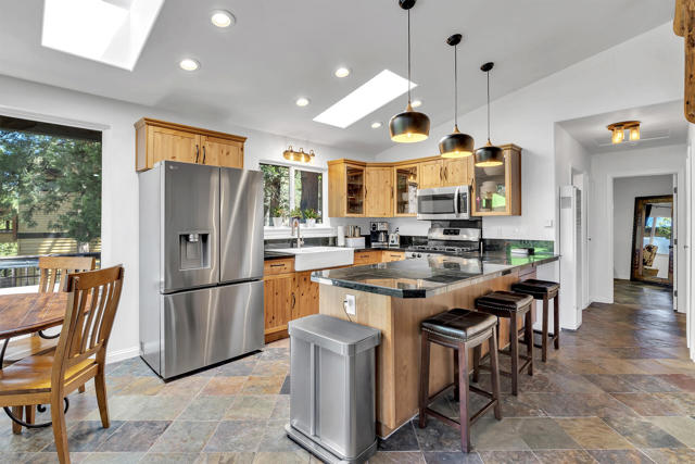 Image 32 of 60 For 25275 Norwood Drive