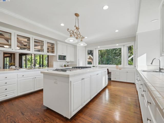 Image 8 of 60 For 4103 Greenoaks Way