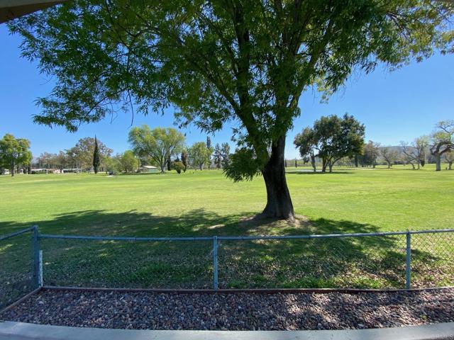 11851 Riverside Dr, Lakeside CA: https://media.crmls.org/mediaz/8e35f9c1-297d-4265-bf23-eb5d97fad7d1.jpg