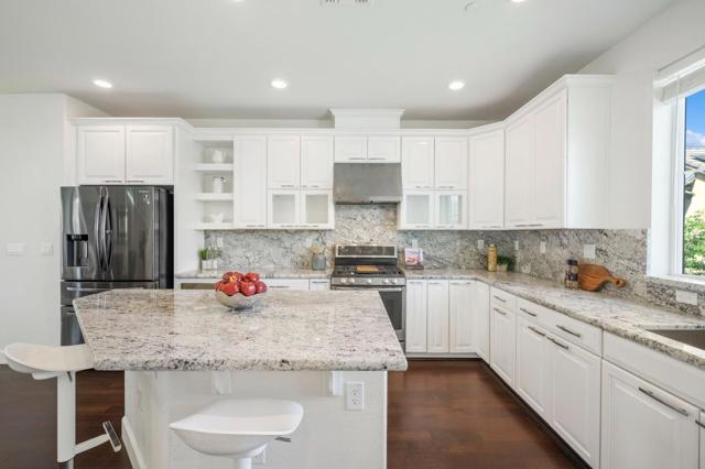 638 Willow Bend Court, San Jose CA: https://media.crmls.org/mediaz/8e372293-9de6-4507-bc75-cf83552767bf.jpg