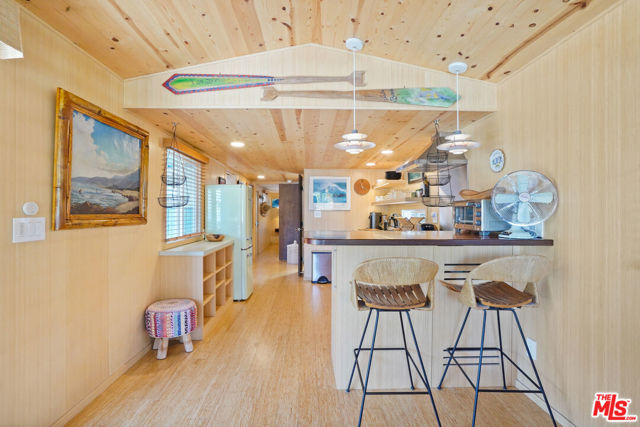 9 Paradise Cove photo 3