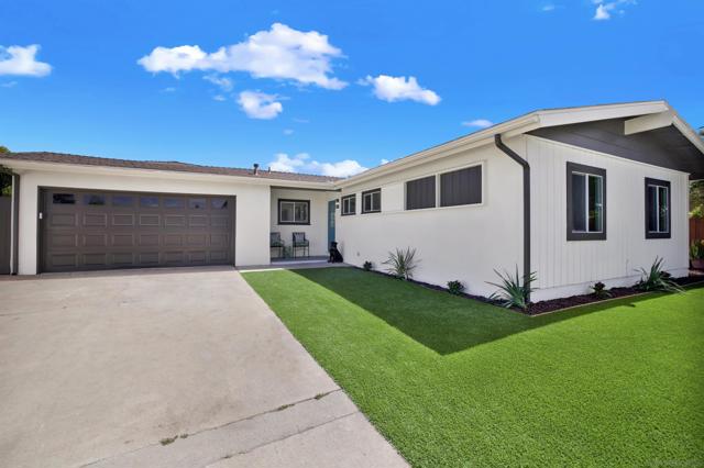 5403 Via Carancho, San Diego CA: https://media.crmls.org/mediaz/8e37fcb3-e80b-42d3-8dc5-c750d6238ab0.jpg