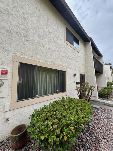 Detail Gallery Image 1 of 21 For 3522 Fairlomas Dr, National City,  CA 91950 - 3 Beds | 2/1 Baths