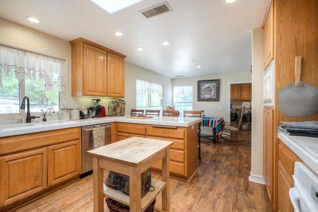 Image 17 of 52 For 19205 Marshall Way