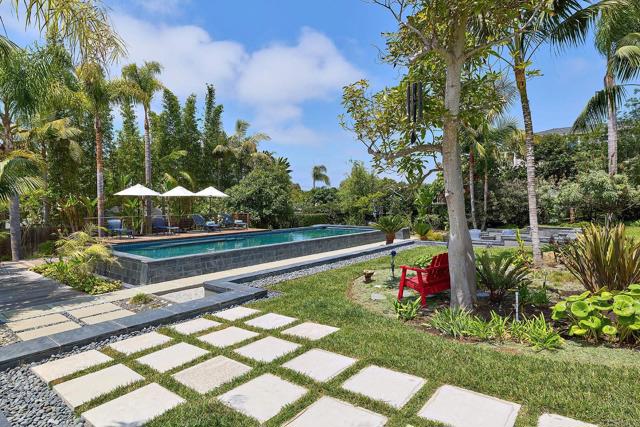 630 Ocean View Avenue, Encinitas CA: https://media.crmls.org/mediaz/8e39eb23-2ed2-4448-875a-ba3eac6e50e8.jpg