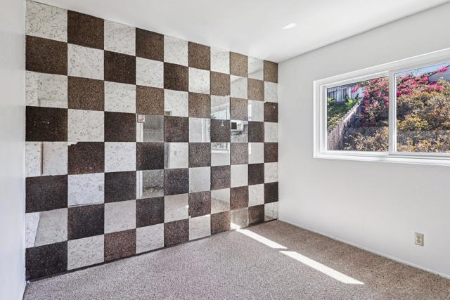 1694 Pepper Drive, El Cajon CA: https://media.crmls.org/mediaz/8e3a6c93-72d7-4121-9cd7-67a4348b116d.jpg