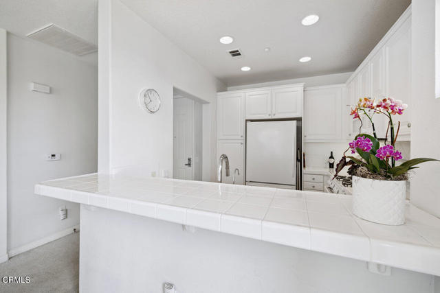 1740 TANAGER Street, Ventura CA: https://media.crmls.org/mediaz/8e3a9856-dbdd-462c-a486-8aedf064a6bb.jpg