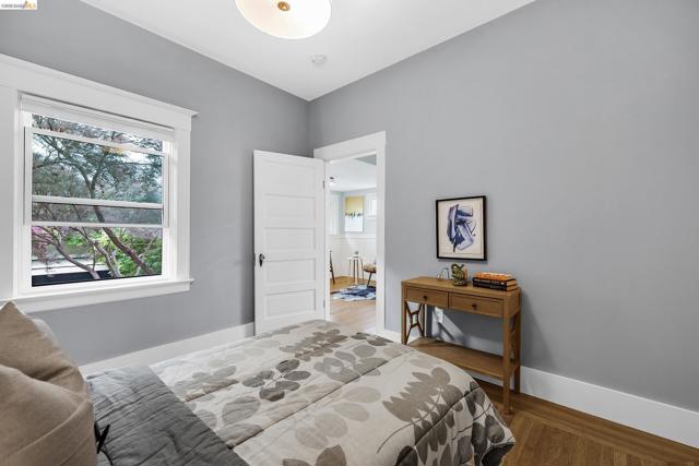 Image 8 of 17 For 345 49th Street