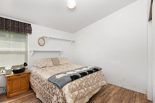 15420 Olde Highway 80, El Cajon CA: https://media.crmls.org/mediaz/8e3c5962-6413-43cd-8bb5-642e85ed495b.jpg