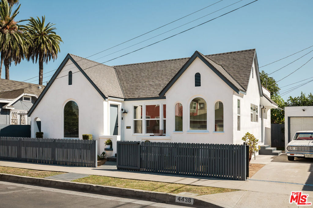 4438 W 28th Street