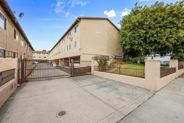 Detail Gallery Image 30 of 32 For 3285 Ocean View Blvd #22,  San Diego,  CA 92113 - 3 Beds | 2 Baths