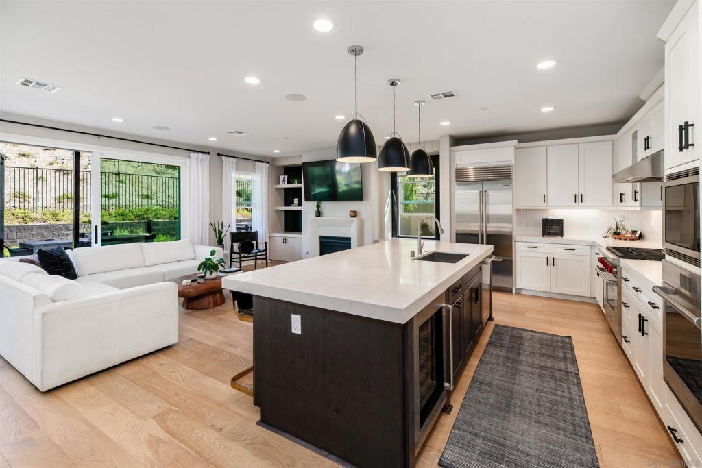 998 Woodhaven - photo 11