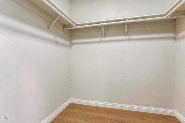 Detail Gallery Image 32 of 43 For 719 E Tujunga #B,  Burbank,  CA 91501 - 3 Beds | 2/1 Baths