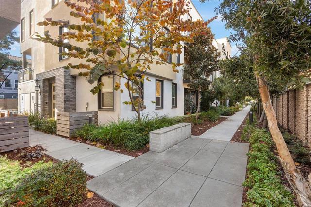 25218 Parklane Drive, Hayward CA: https://media.crmls.org/mediaz/8e407bd2-5ae3-4c64-b378-5c99a5e0ab8c.jpg