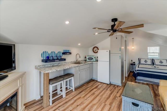 1354 Lazy Lane, Oceano CA: https://media.crmls.org/mediaz/8e407c60-3d6e-4bbd-b712-834bfb786b92.jpg