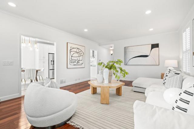 212 Ramona Street, San Mateo CA: https://media.crmls.org/mediaz/8e41485f-2ce8-4a86-a929-e391d961e521.jpg