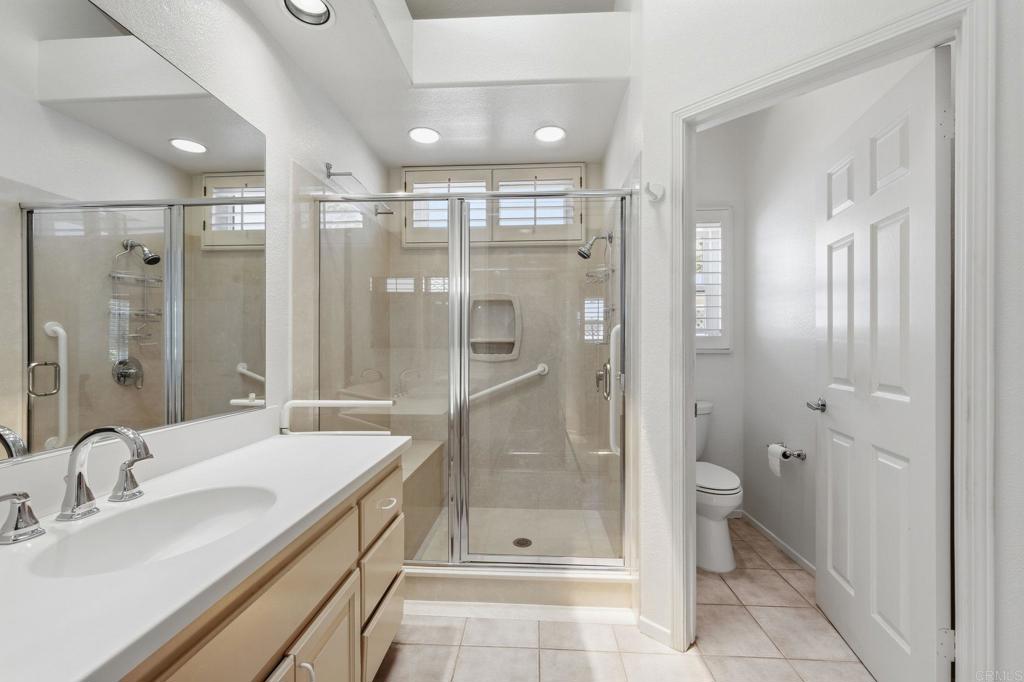 4950 Lerkas Way - photo 20