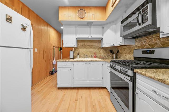 788 Imperial Avenue, Sugarloaf CA: https://media.crmls.org/mediaz/8e420166-e475-4c92-9ae9-b54ddcf8bb91.jpg