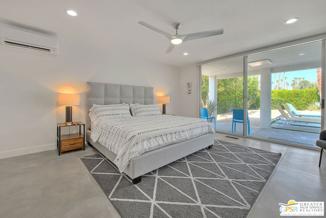 2566 S Calle Palo Fierro, Palm Springs CA: https://media.crmls.org/mediaz/8e427dee-8470-4792-a410-215dd0da7cd3.jpg