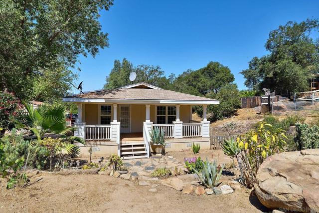 14625 Mussey Grade Rd, Ramona CA: https://media.crmls.org/mediaz/8e42ef53-3016-4faf-b43c-dfd031466dc0.jpg