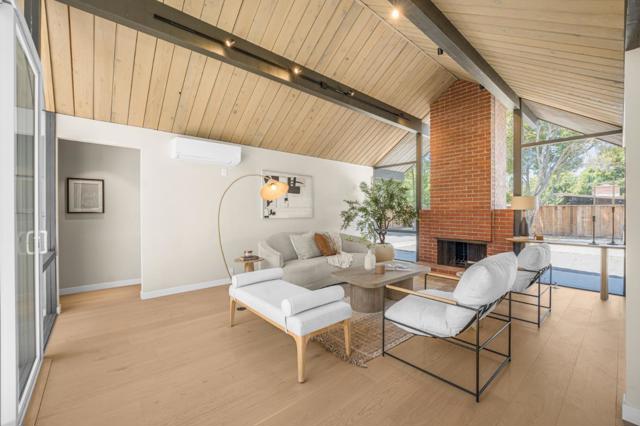 1111 E Homestead Road, Sunnyvale CA: https://media.crmls.org/mediaz/8e43ebbf-78ad-4666-8660-e81af1f9de5a.jpg