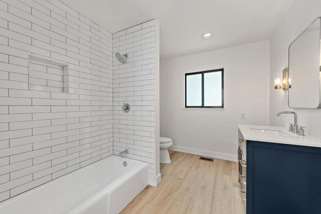 14449 Liddicoat Circle, Los Altos Hills CA: https://media.crmls.org/mediaz/8e44965c-81b4-4f6d-b999-e9c683885748.jpg