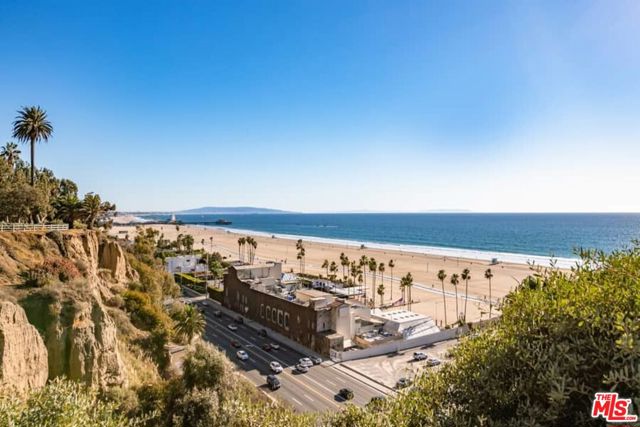 701 Ocean Avenue, PHD photo 51