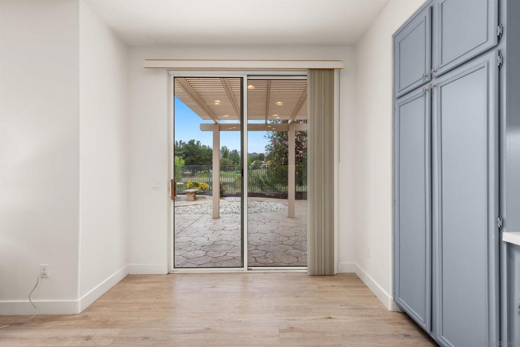 3050 Maplewood - photo 18
