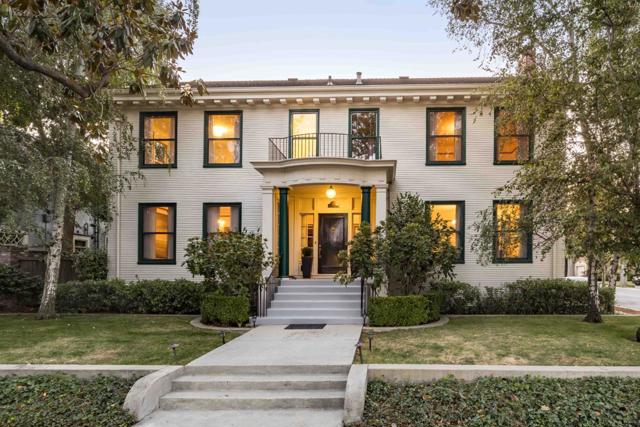 789 University Avenue, Palo Alto CA: https://media.crmls.org/mediaz/8e457ec8-a568-4ab0-9ce9-465ad0eb4f7d.jpg