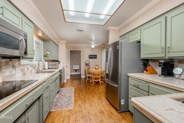 Detail Gallery Image 15 of 41 For 416 Bermuda St, Bakersfield,  CA 93309 - 3 Beds | 2 Baths