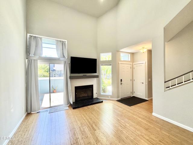 4987 Sullivan Street, Ventura CA: https://media.crmls.org/mediaz/8e465b80-5db7-4d8c-af98-6d1a2e813bf4.jpg
