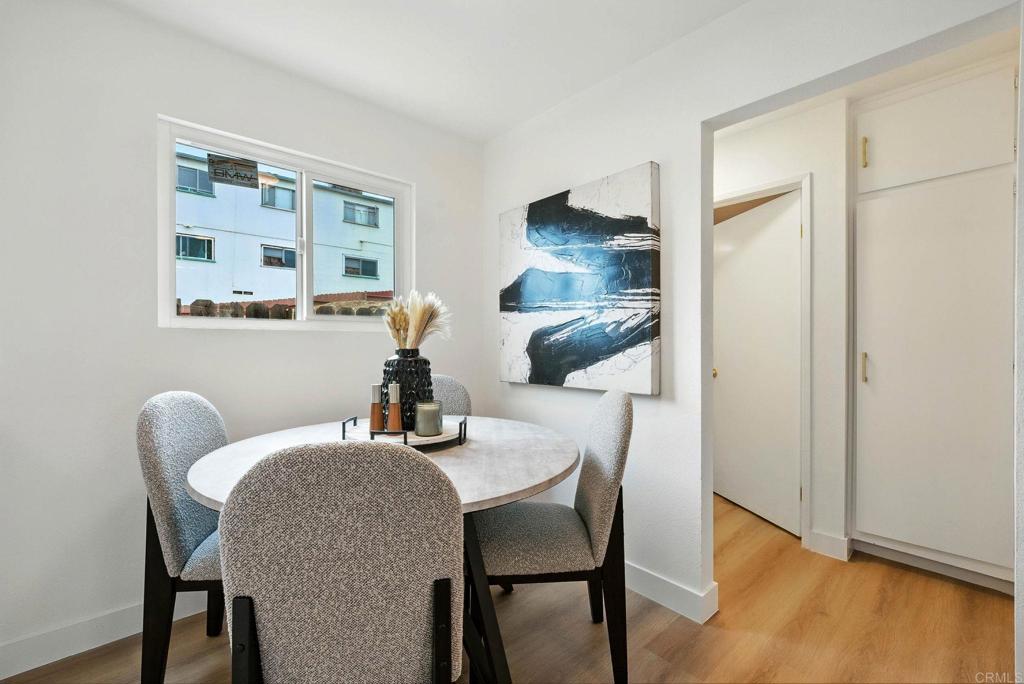 4161 Winona Avenue - photo 8