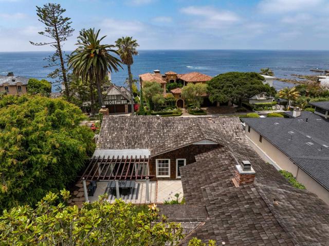 5839 Camino De La Costa, La Jolla CA: https://media.crmls.org/mediaz/8e48284b-5f4c-465c-b226-22d3751962db.jpg