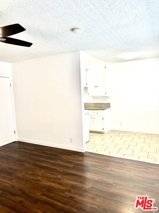 4115 W Century Boulevard, Inglewood CA: https://media.crmls.org/mediaz/8e488d4a-671d-4091-8e86-7e31653ab3b8.jpg