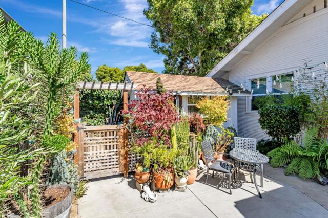 30 W Lake Avenue, Watsonville CA: https://media.crmls.org/mediaz/8e48ddbf-bf1d-4089-a861-f73c28cf2b88.jpg